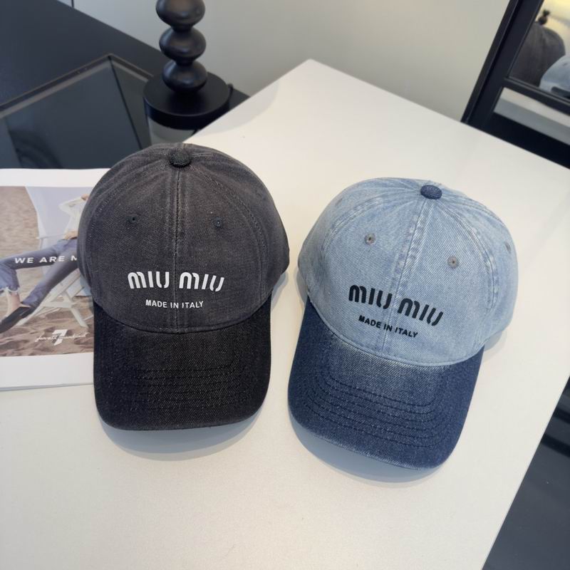 Miumiu cap dx102